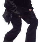 Exod pants black velvet – Image 5