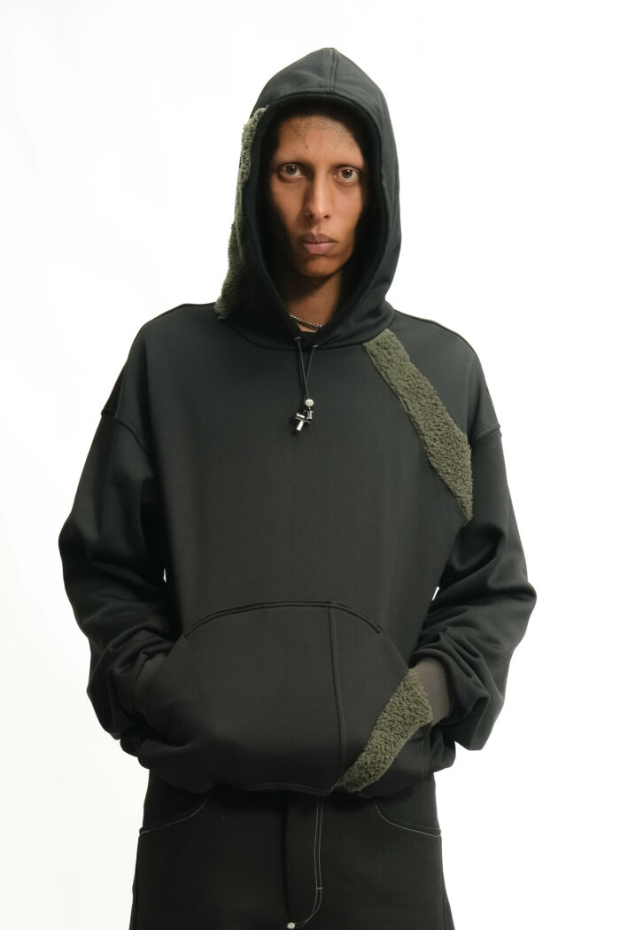 Splinter Hoodie / Faux fur / Black